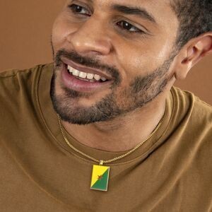 Collier AcierJaune Drapeau Guyane 21*37mm Avec Bélière Multicolore Chaîne 2mm 50 A 55cm