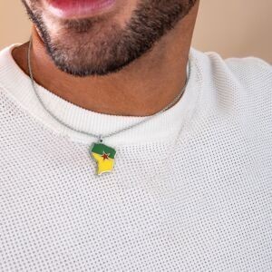 Collier Acier Carte Guyane 25*37mm Avec Bélière Email Multicolore Chaîne 2mm 50 A 55cm