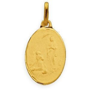 Médaille Or 750 Ovale Madone Vierge De Lourdes 8*12mm Avec Bélière