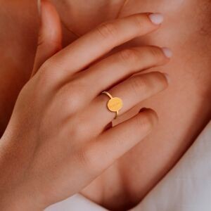Bague Or 375 Vierge Miraculeuse 8*10mm Ajustable Taille 50  à 54